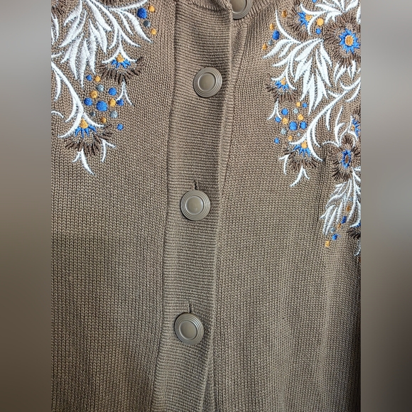 Bob Mackie / Embroidered Brown Cardigan with Floral Design - Picture 6 of 11
